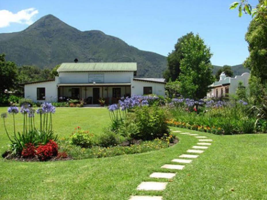 The Village Lodge Stormsrivier Extérieur photo