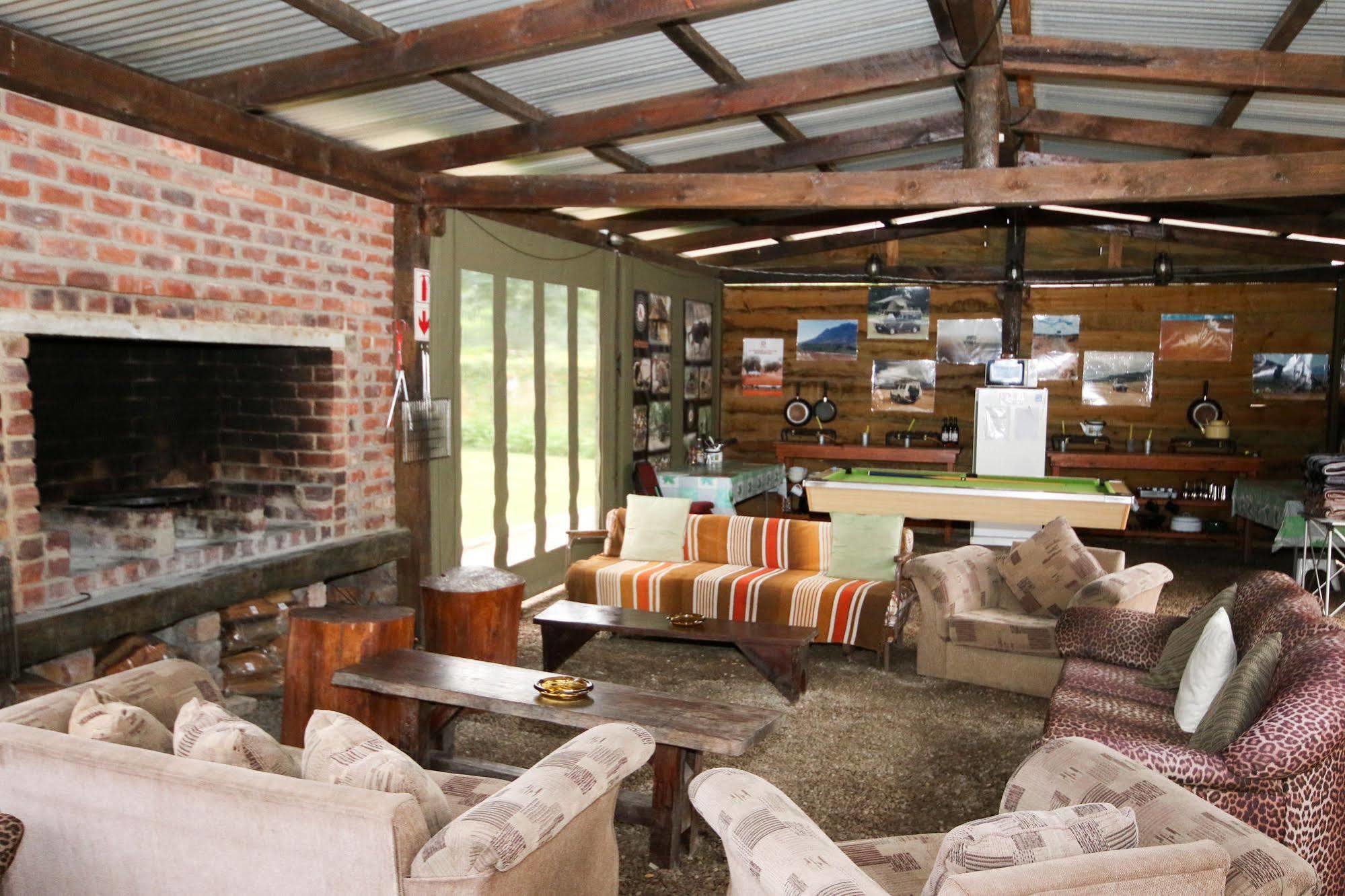 The Village Lodge Stormsrivier Extérieur photo
