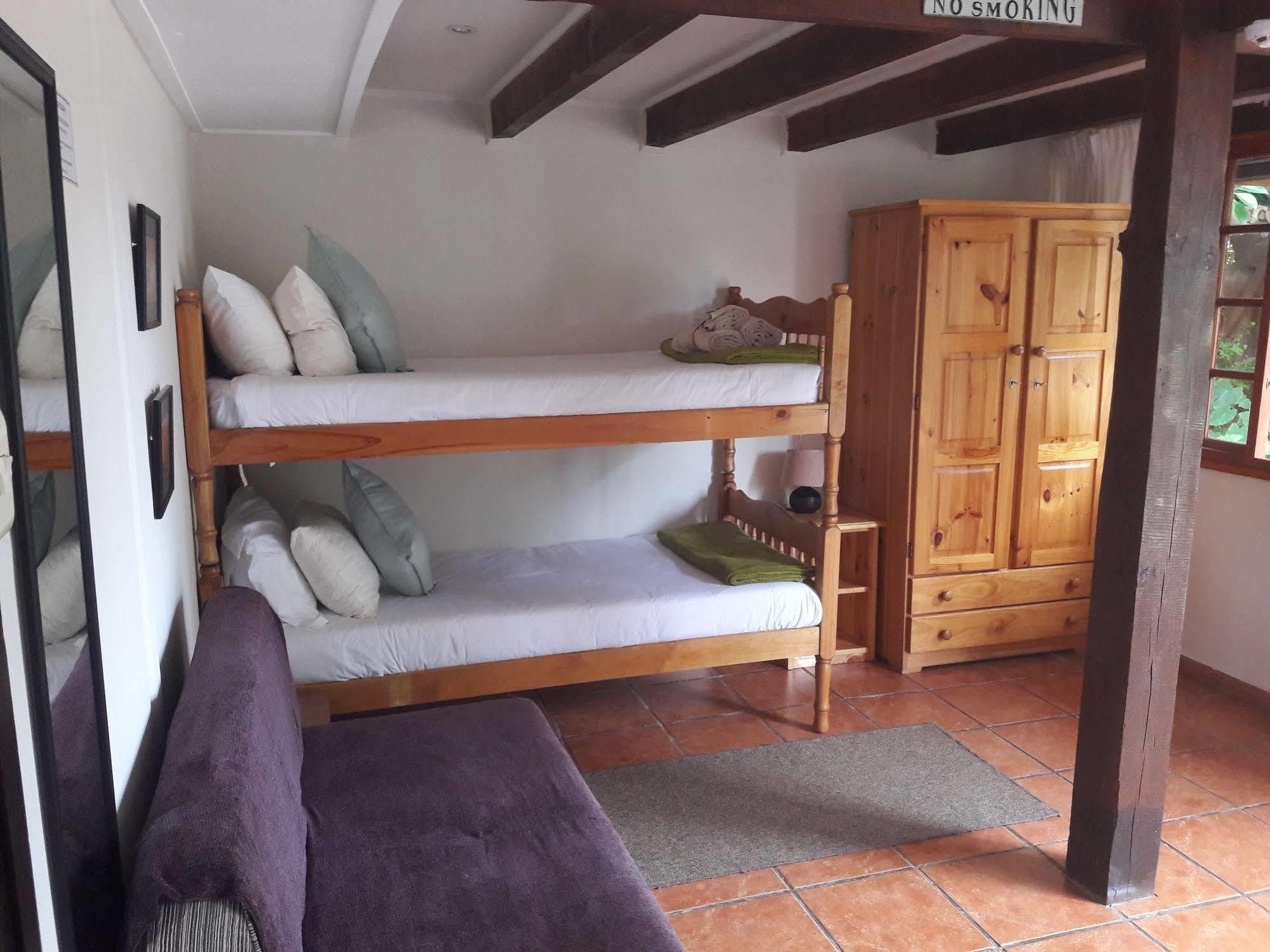 The Village Lodge Stormsrivier Extérieur photo