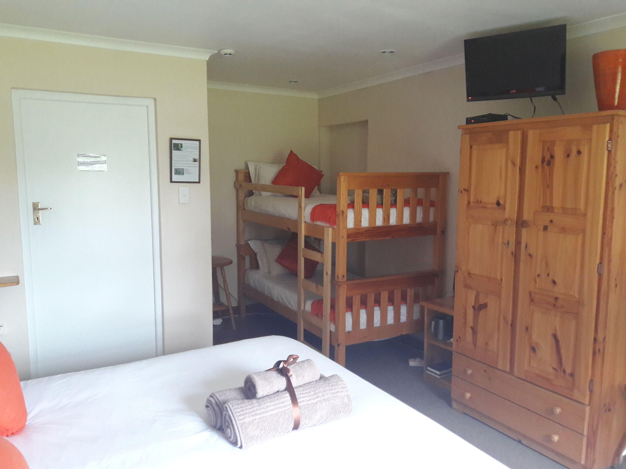 The Village Lodge Stormsrivier Extérieur photo