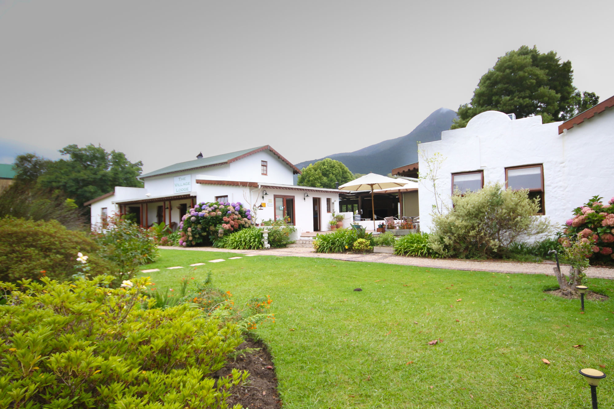 The Village Lodge Stormsrivier Extérieur photo